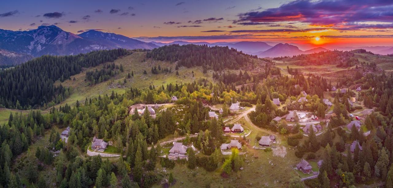 Chalet Encijan - Velika Planina Villa Stahovica Exterior photo